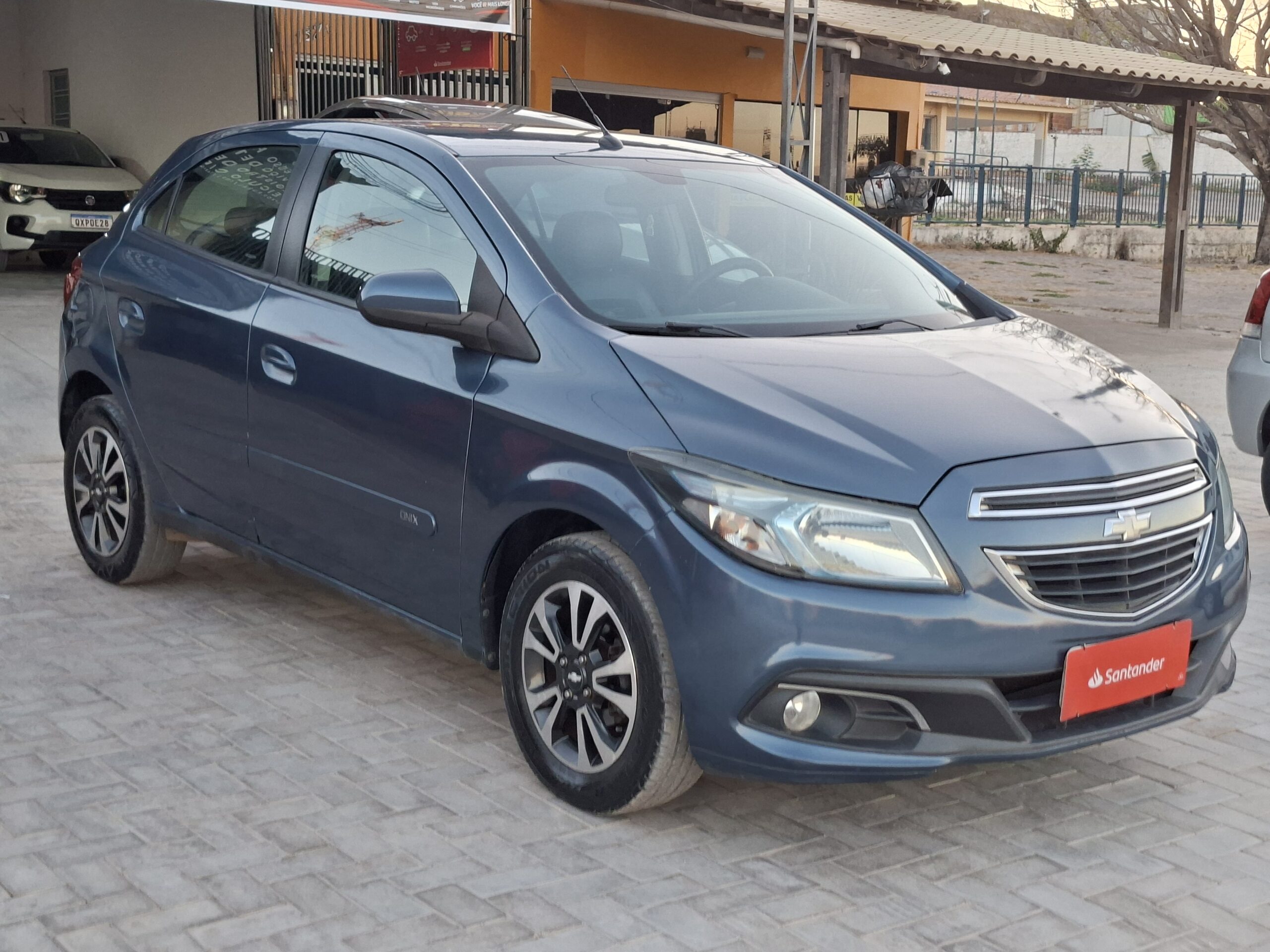 
								CHEVROLET ONIX MT LTZ 1.4 2014 full									