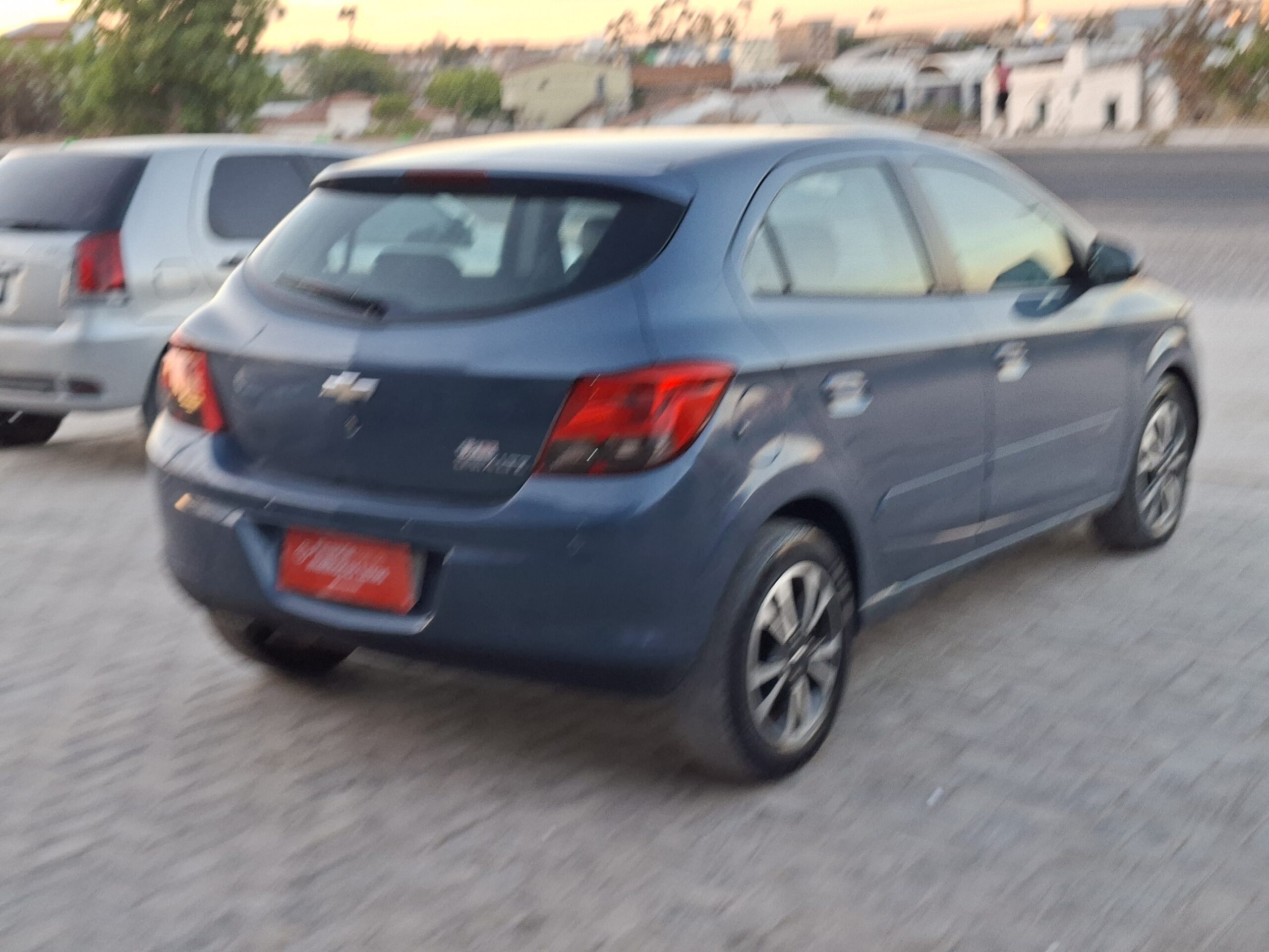 
								CHEVROLET ONIX MT LTZ 1.4 2014 full									