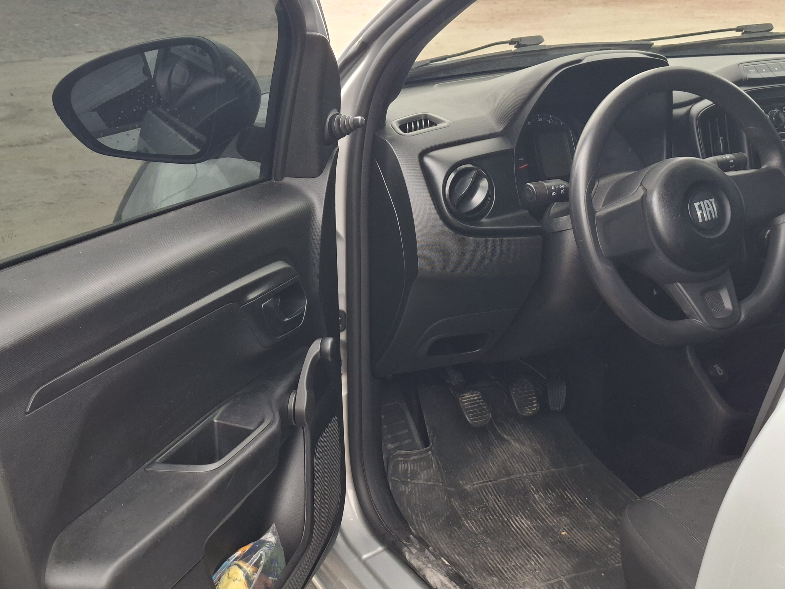 
								FIAT STRADA ENDURANCE CS 1.4 FLEX MANUAL 202 full									