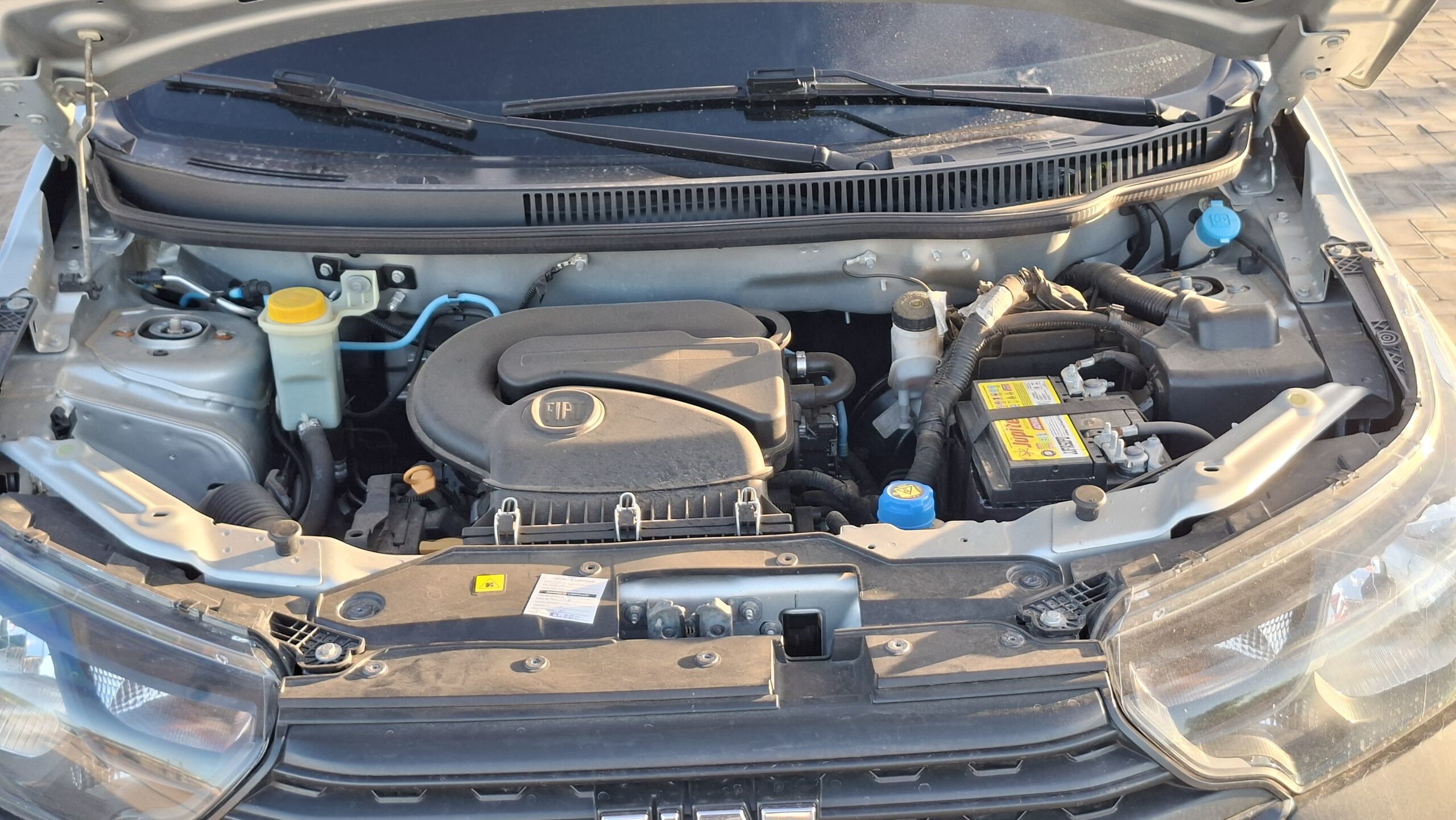 
								FIAT STRADA ENDURANCE CS 1.4 FLEX MANUAL 202 full									