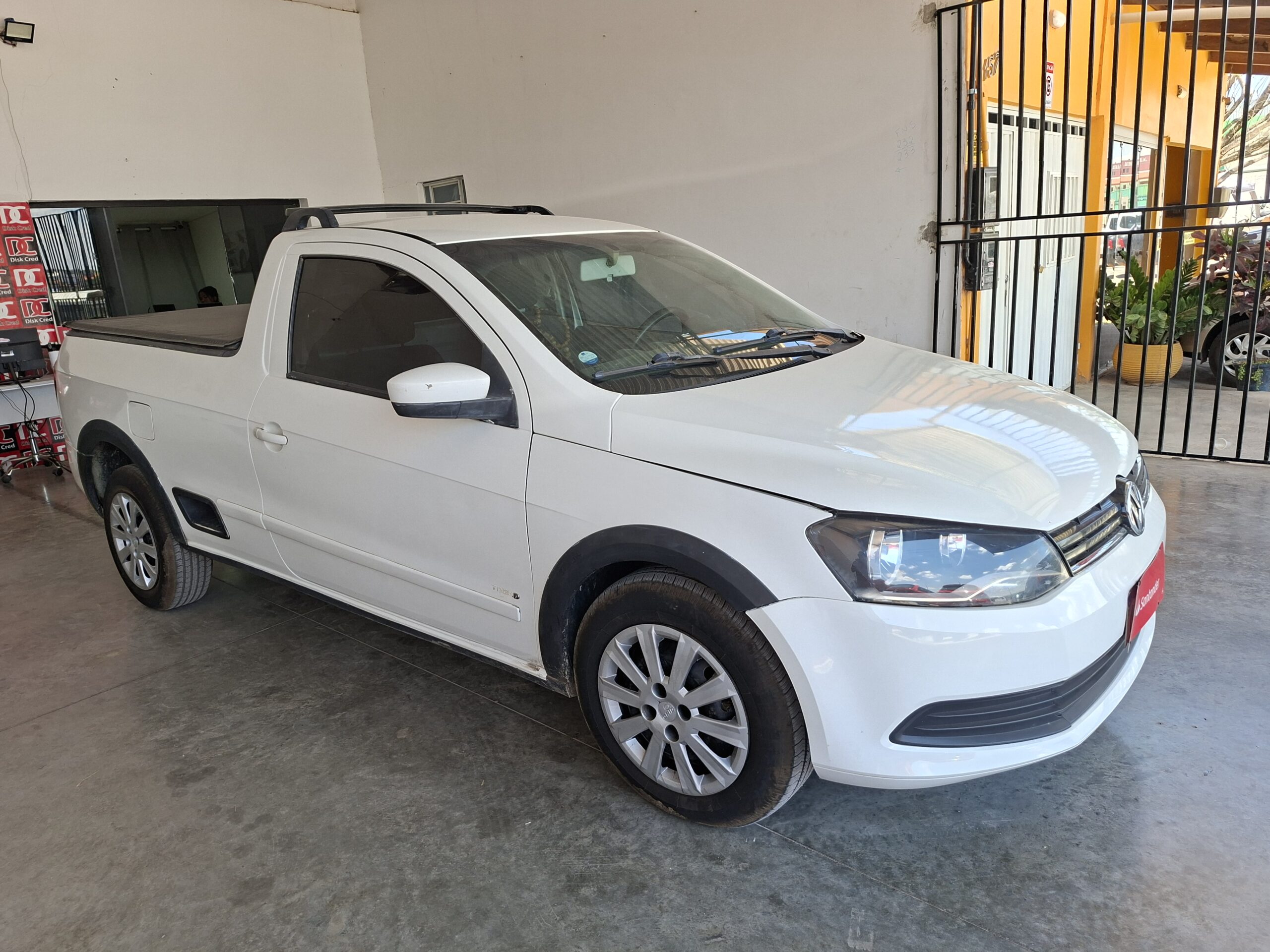 
								VOLKSWAGEN NOVA SAVEIRO 1.6 MI TOTAL FLEX 2014 full									