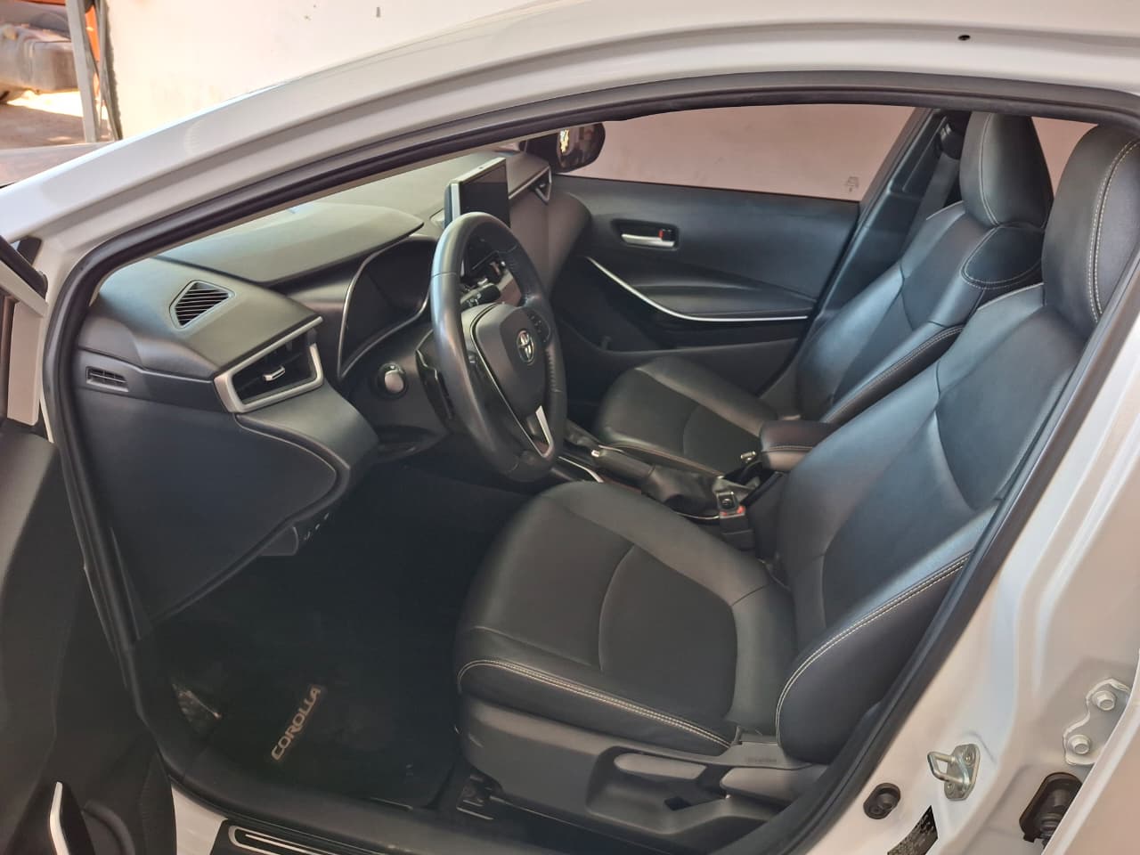 
								TOYOTA COROLLA XEI 2.0 AUTOMÁTICO 2024 full									