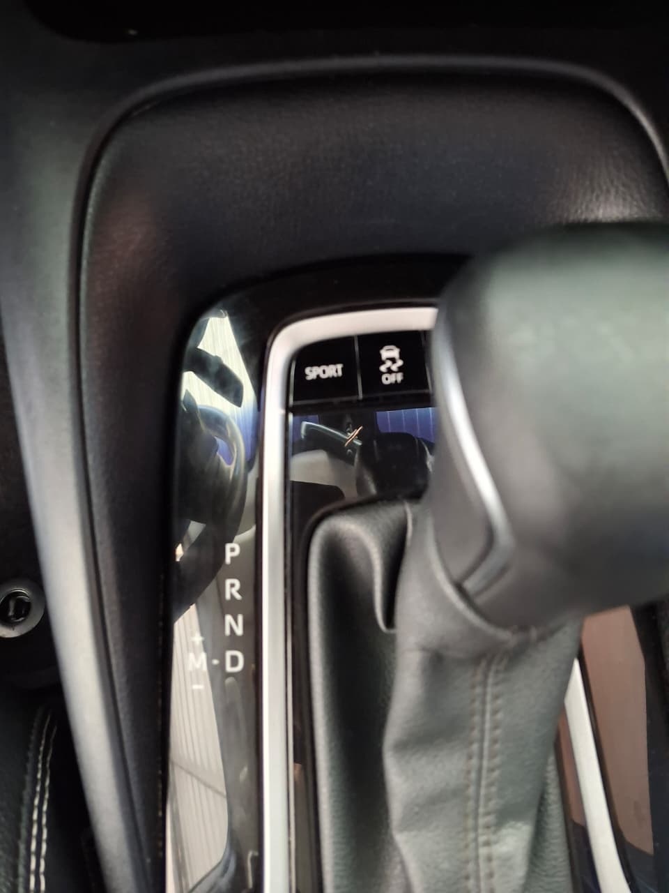 
								TOYOTA COROLLA XEI 2.0 AUTOMÁTICO 2024 full									