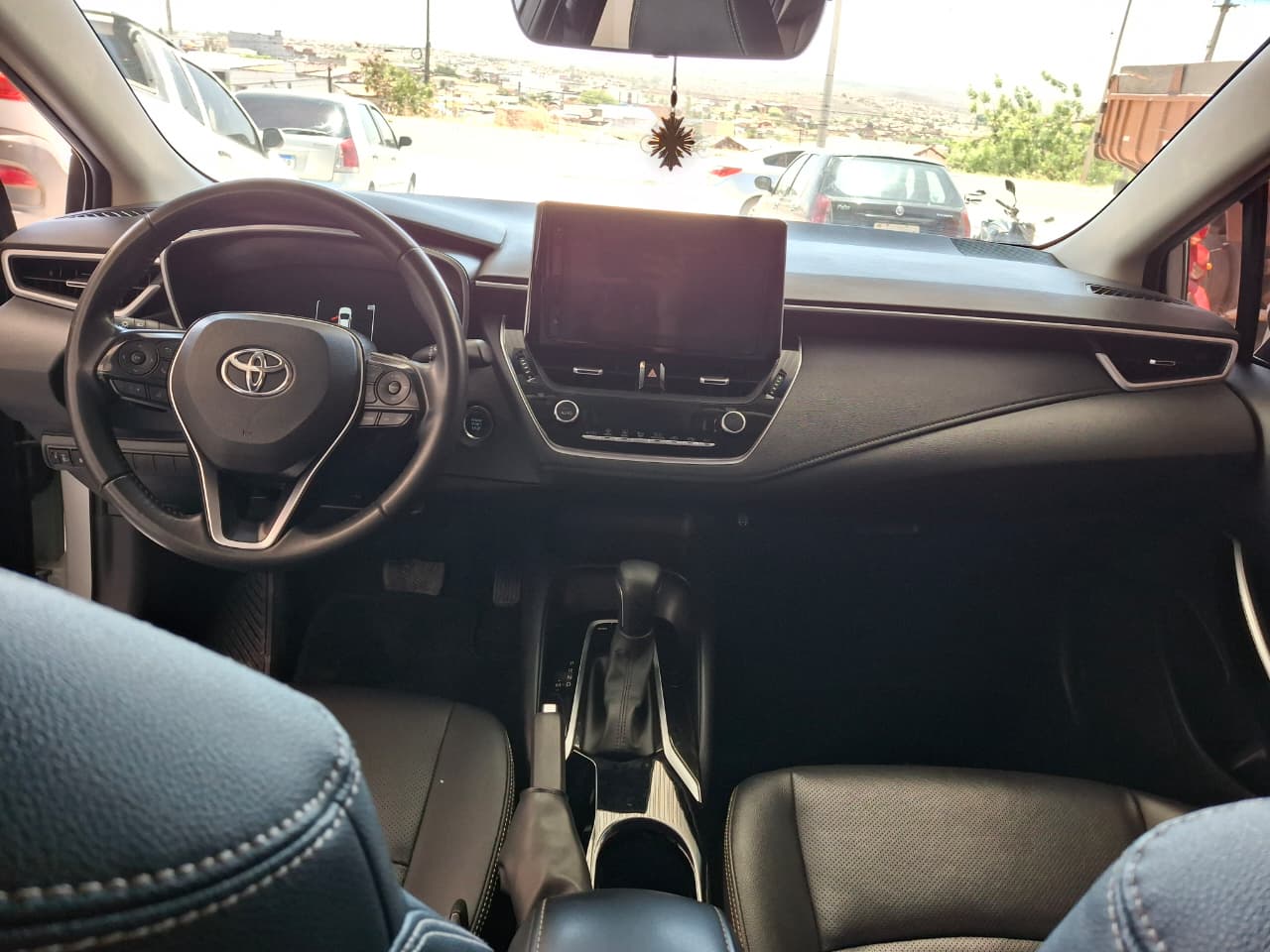 
								TOYOTA COROLLA XEI 2.0 AUTOMÁTICO 2024 full									