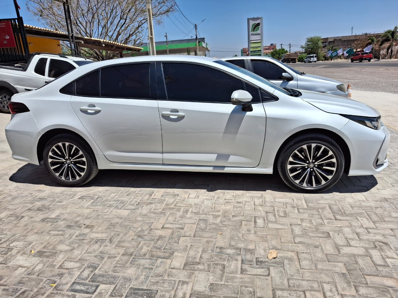 
								TOYOTA COROLLA XEI 2.0 AUTOMÁTICO 2024 full									