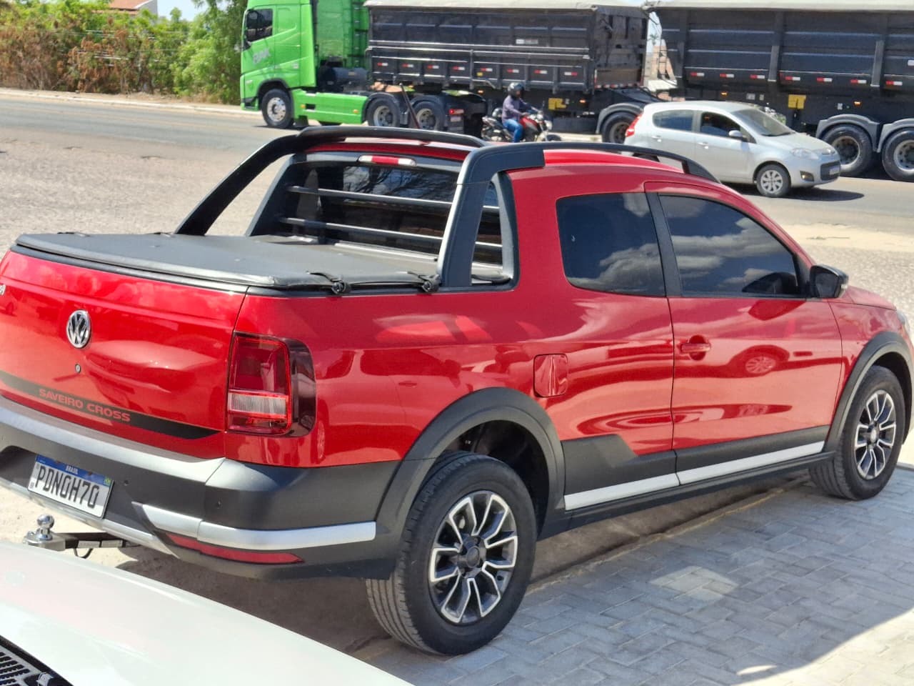
								VOLKSWAGEN SAVEIRO CROSS 1.6 MSI CD 2019 full									