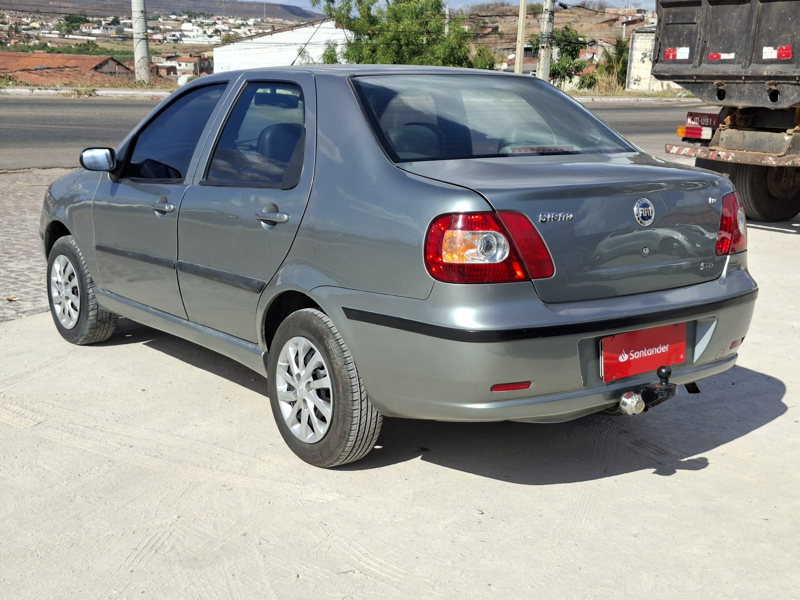 
								FIAT SIENA CELEBRATION 1.0 FIRE FLEX 8V 4P full									