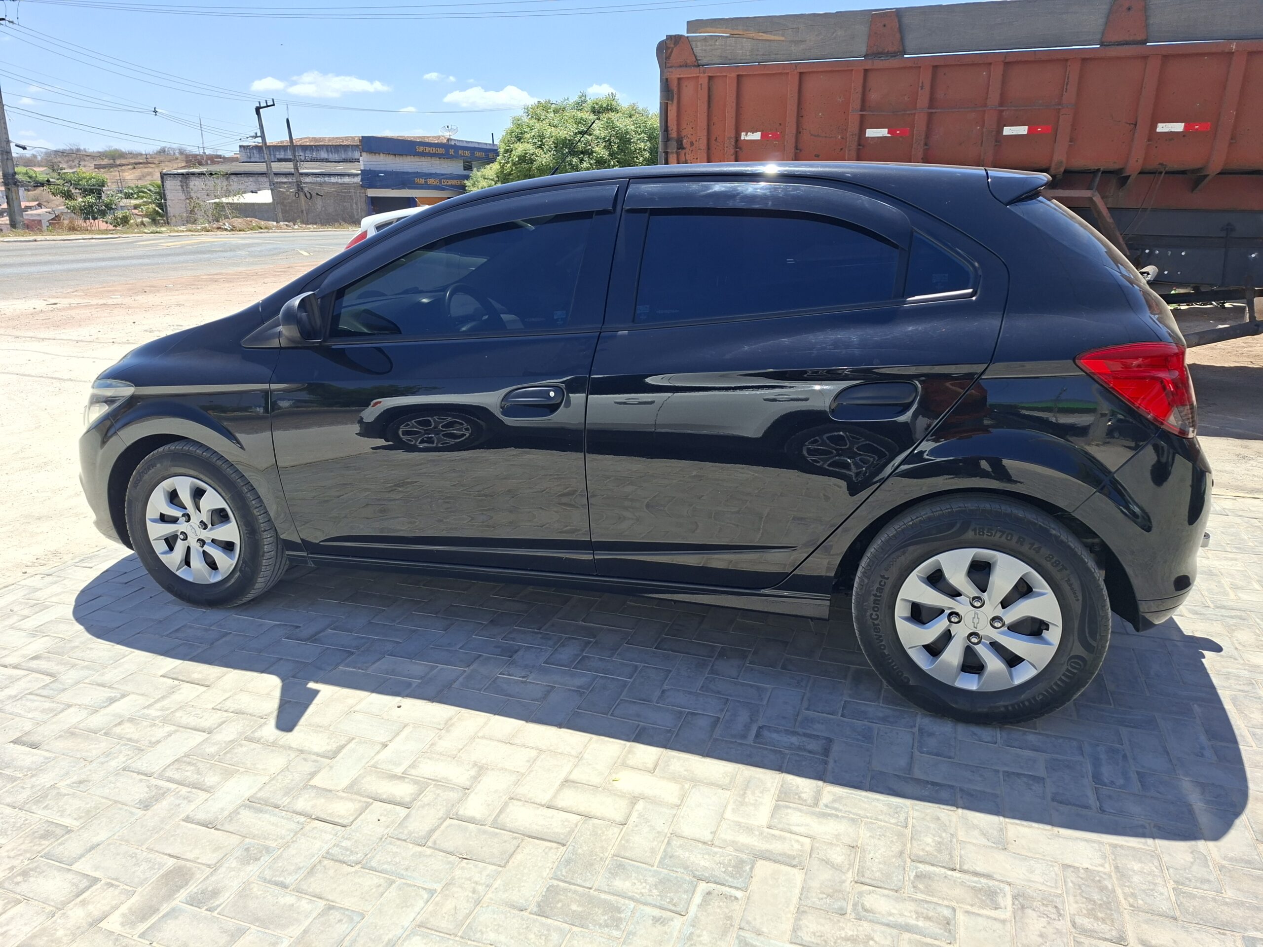 
								CHEVROLET ONIX 1.0 JOY 2019 full									