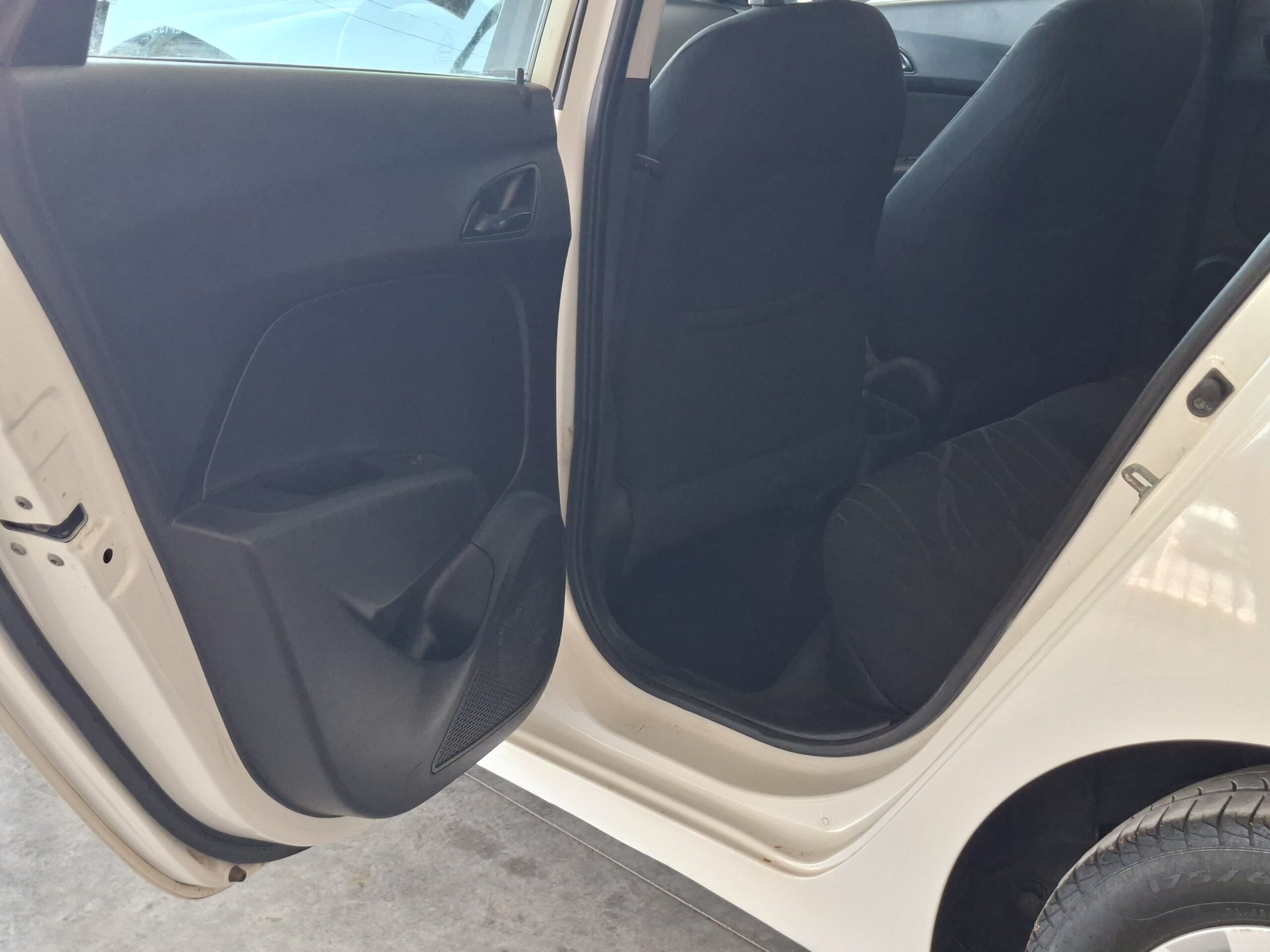 
								HB20 COMFORT 1.0 2014 full									