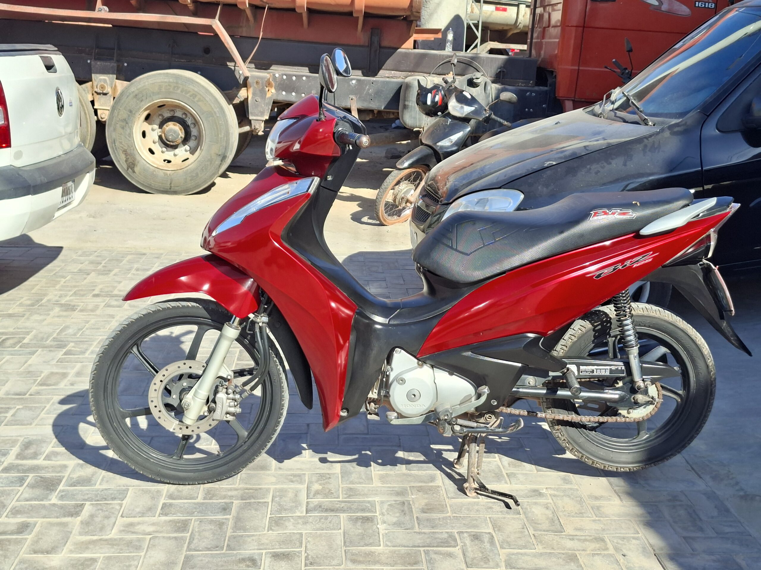 
								HONDA BIZ 125I FLEX 2019 full									