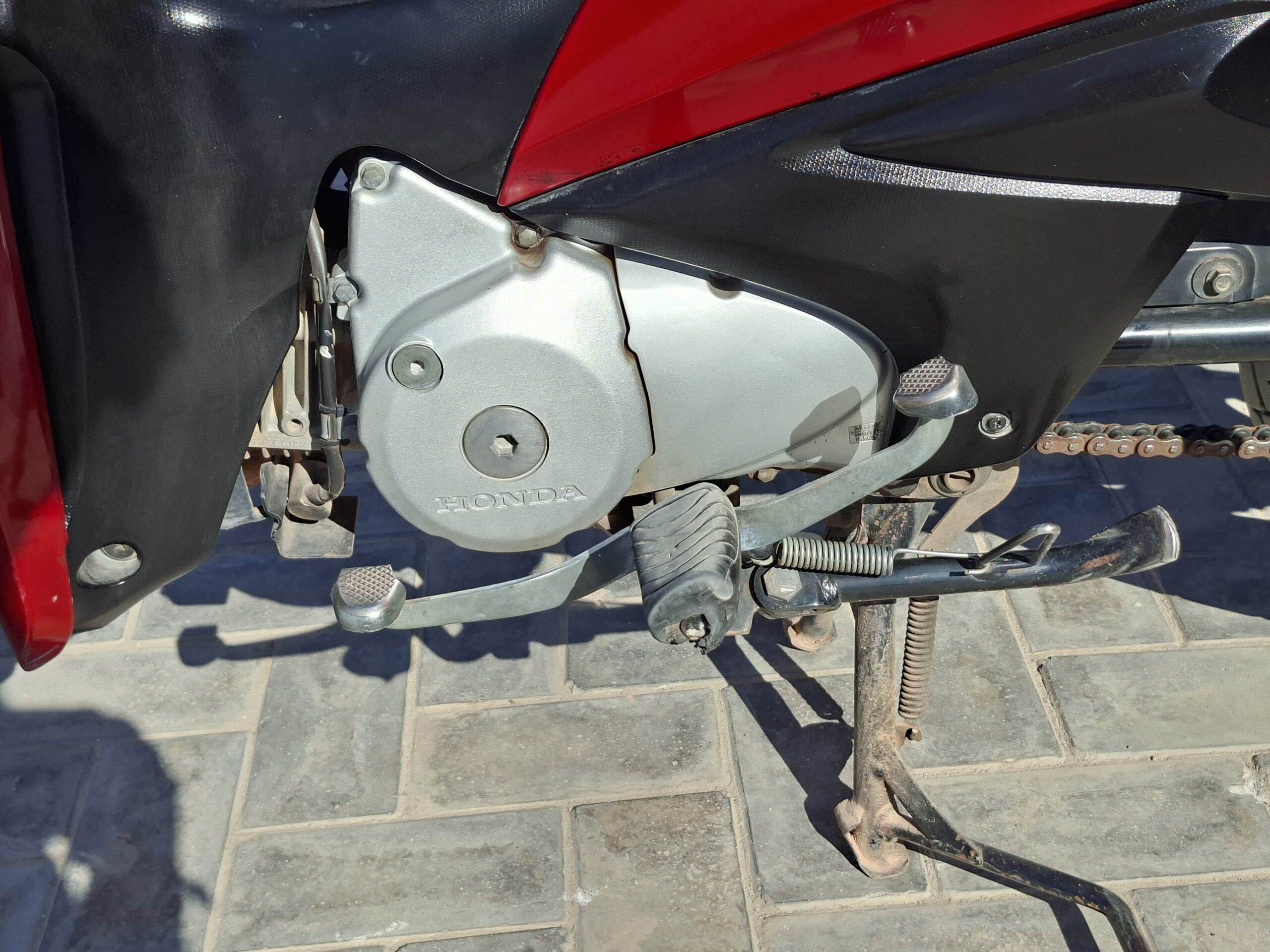 
								HONDA BIZ 125I FLEX 2019 full									