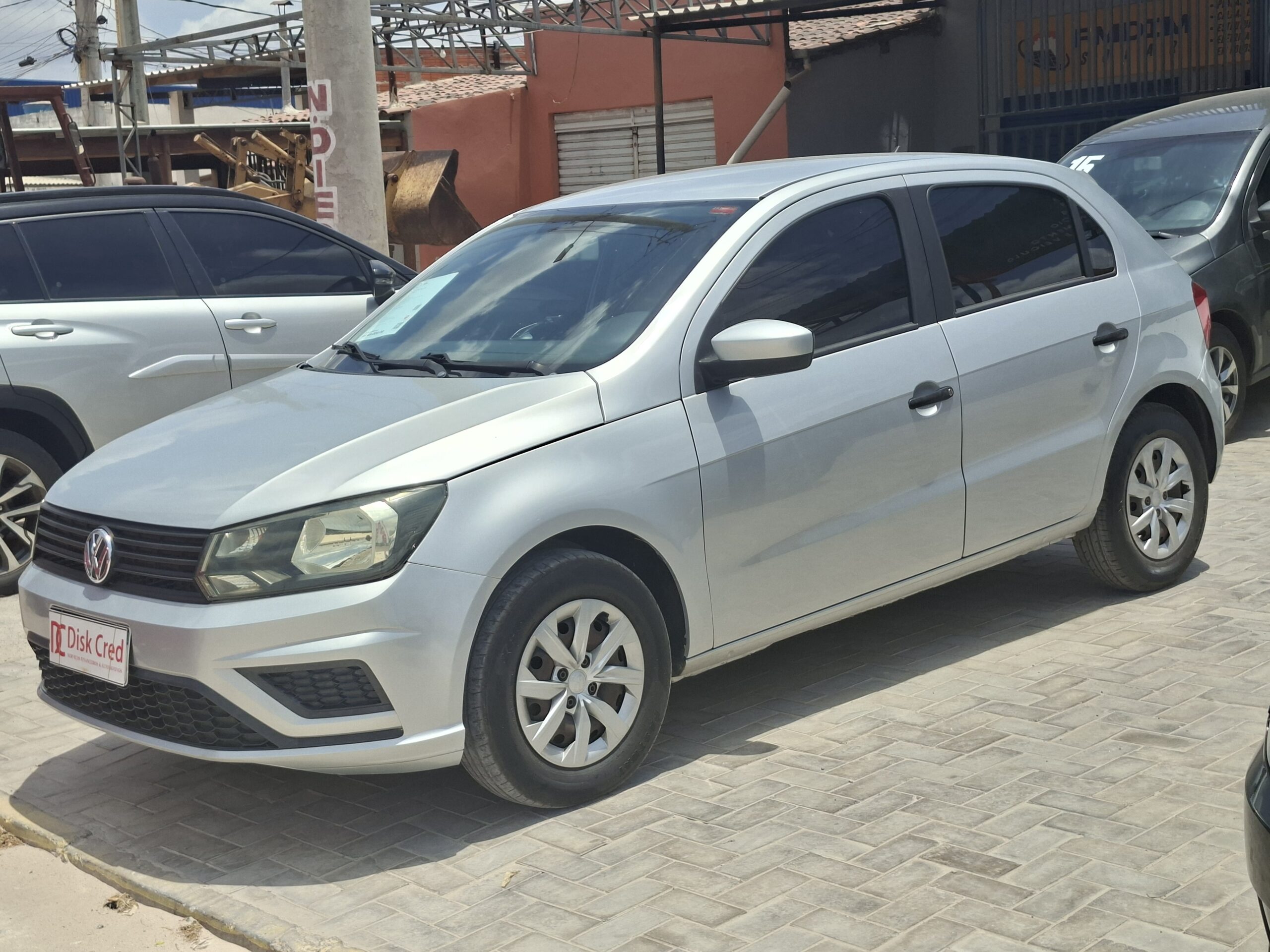 
								Volkswagen Gol 1.0 Flex 12V 5P full									