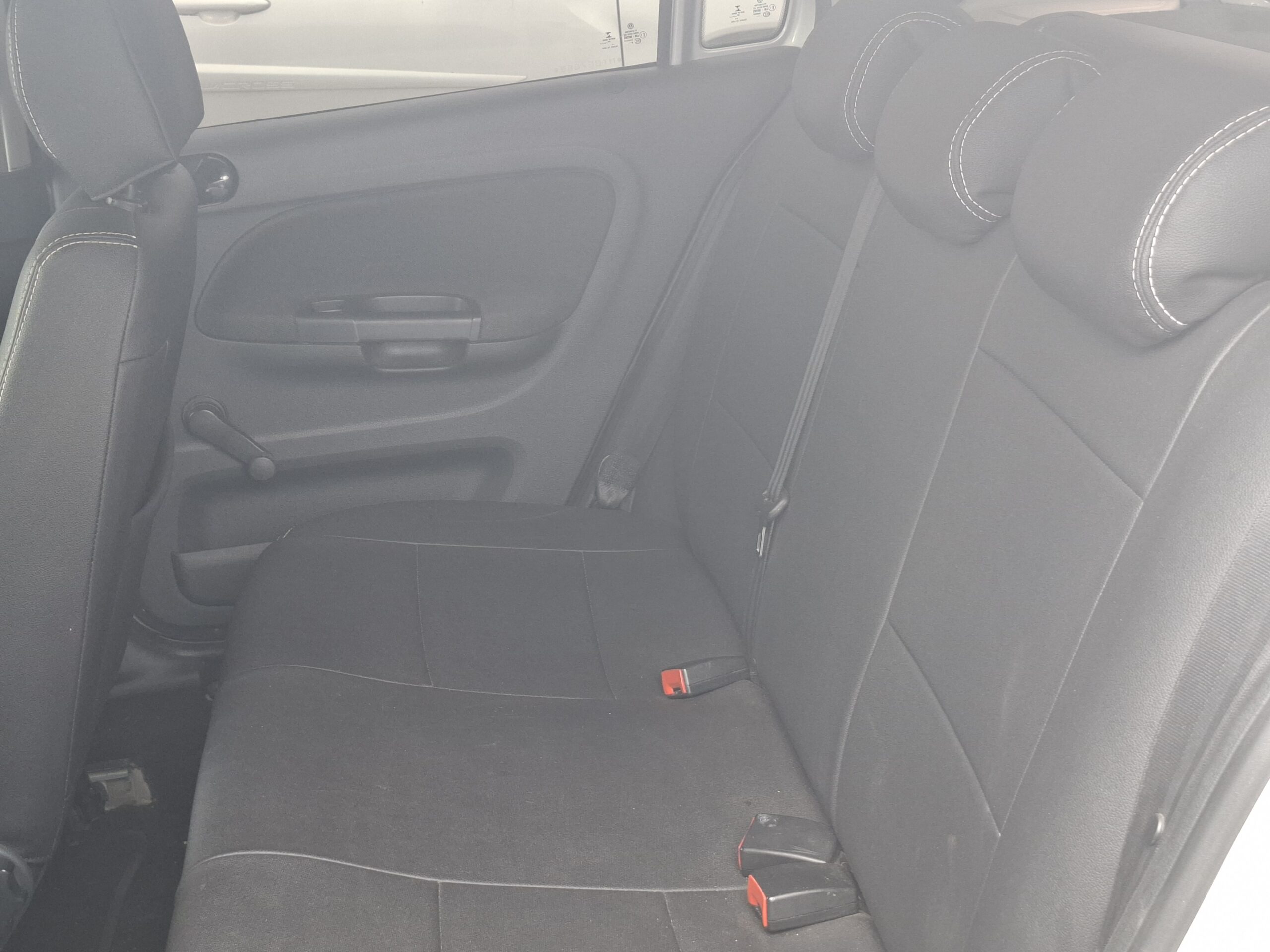 
								Volkswagen Gol 1.0 Flex 12V 5P full									
