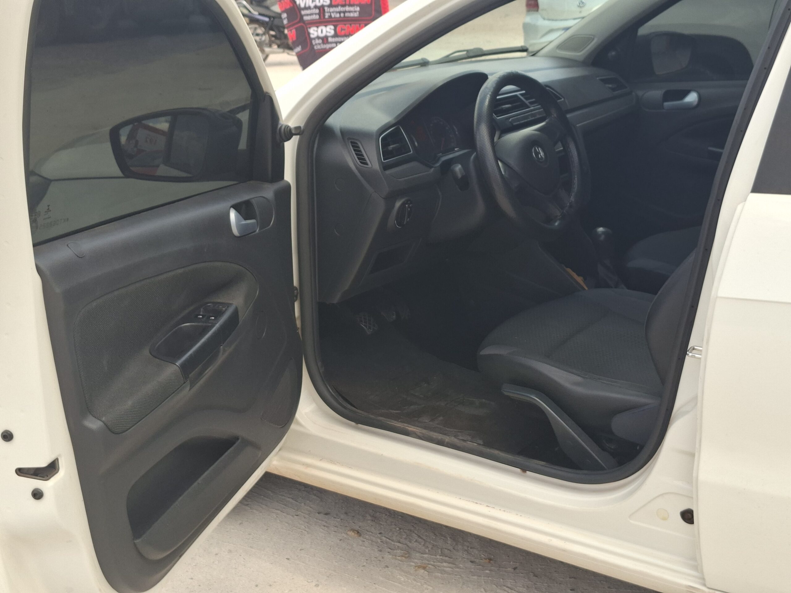 
								VOLKSWAGEN GOL 1.0 MPI FLEX 2019 full									