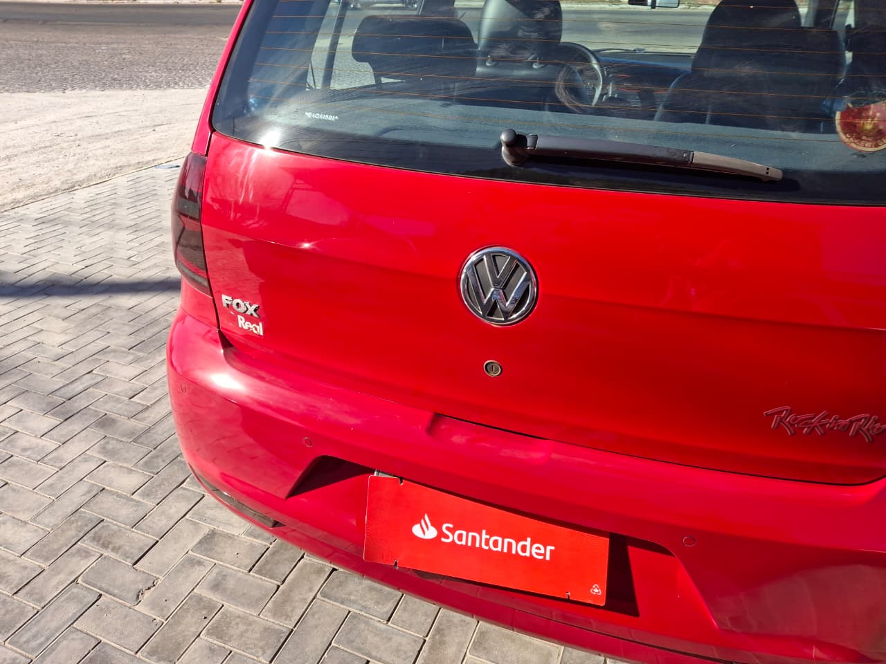 
								VOLKSWAGEN FOX 1.6 Mi TOTAL FLEX ROCK IN RIO 2014 full									