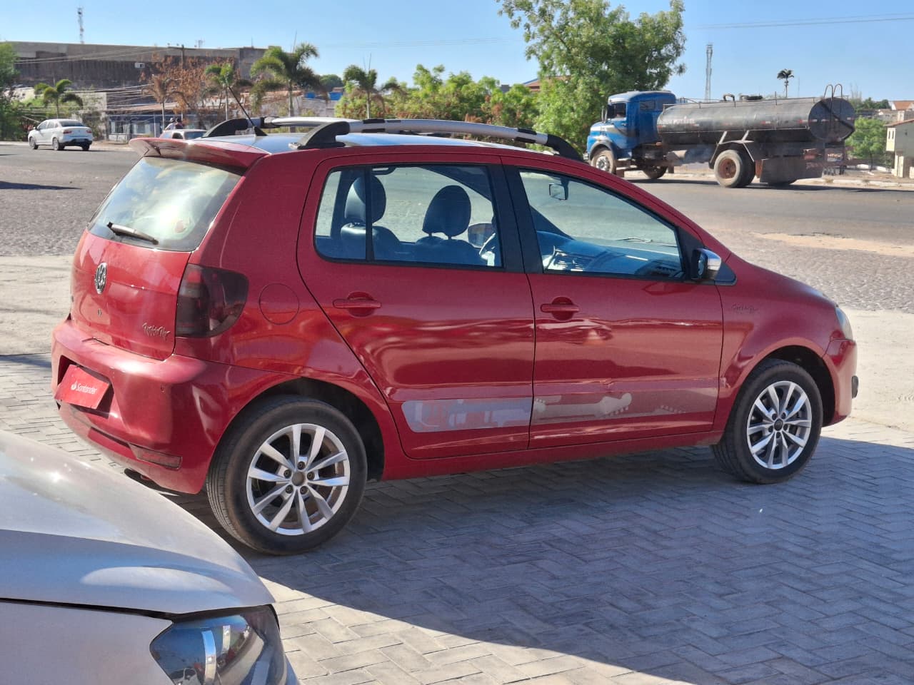 
								VOLKSWAGEN FOX 1.6 Mi TOTAL FLEX ROCK IN RIO 2014 full									