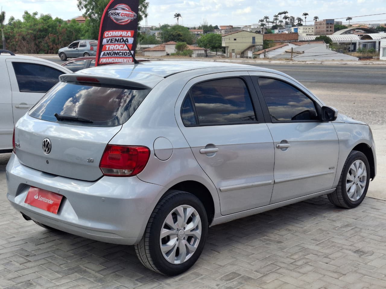
								Volkwagen Gol 1.6 Mi Trend 2014 full									
