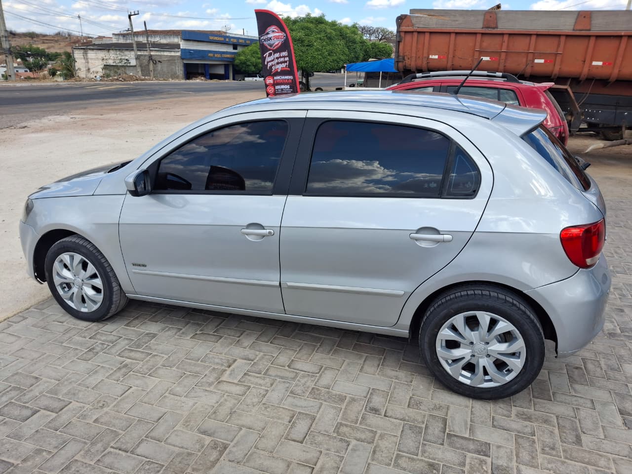 
								Volkwagen Gol 1.6 Mi Trend 2014 full									
