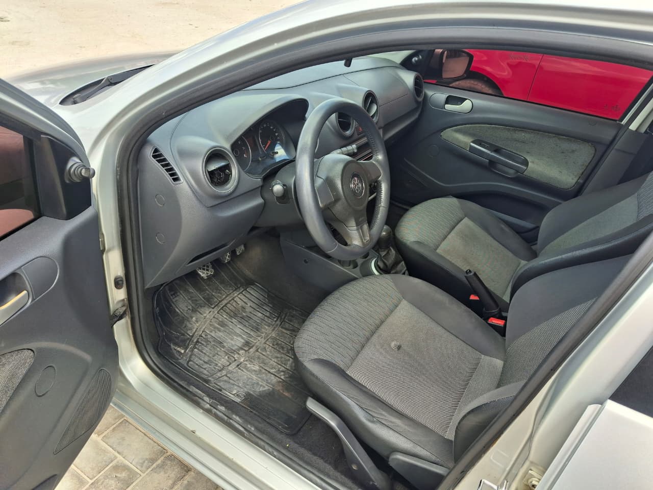 
								Volkwagen Gol 1.6 Mi Trend 2014 full									
