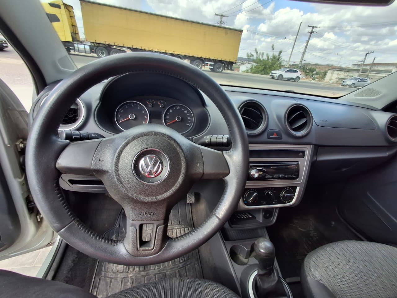 
								Volkwagen Gol 1.6 Mi Trend 2014 full									